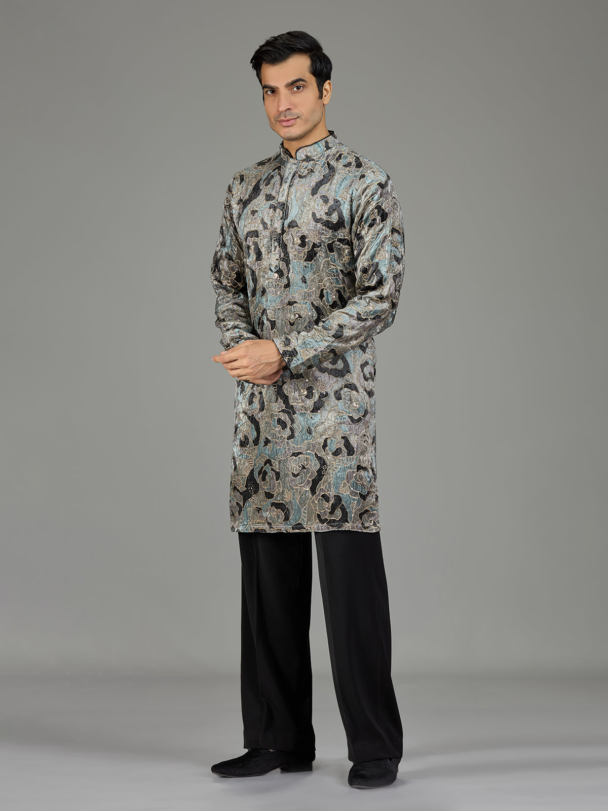 Grey velvet sequin threadwork men kurta suit