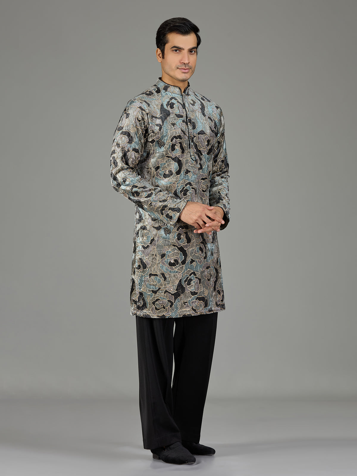 Grey velvet sequin threadwork men kurta suit