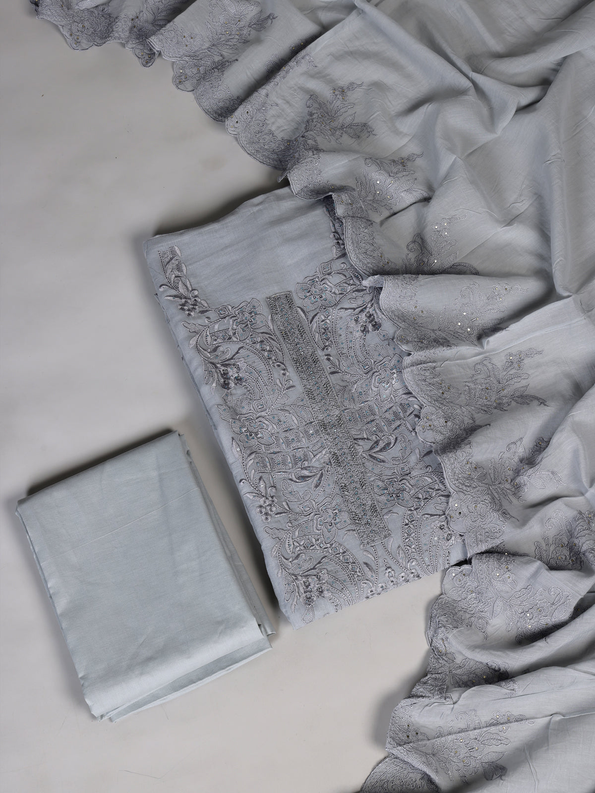 Grey mirrorwork botanical jaal women pant suit