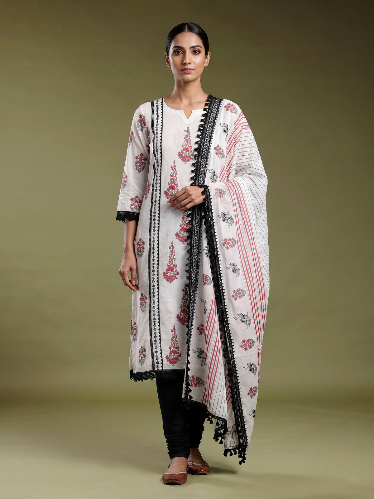 White vase motif leheriya women pant suit