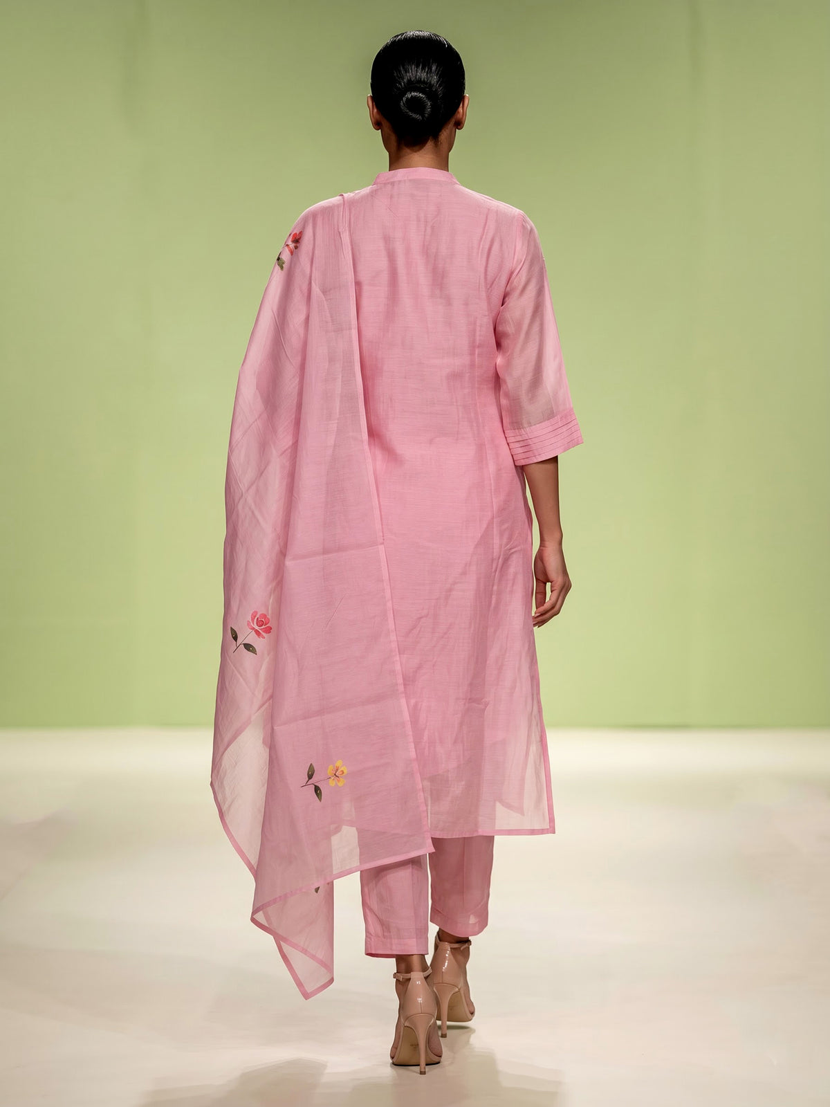 Pink botanical spray women kurti set