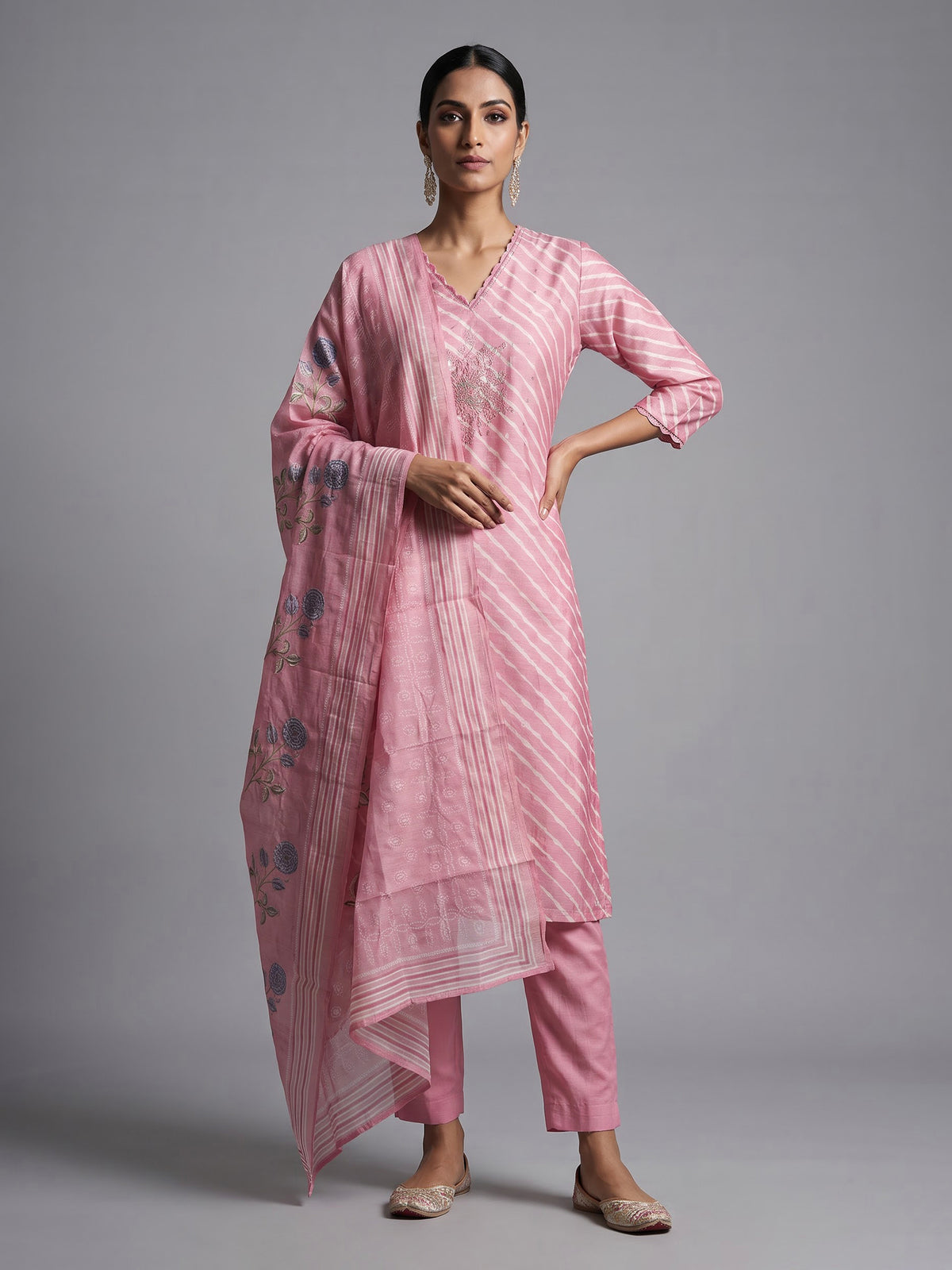 Pink Leheriya scallop neck women kurti set