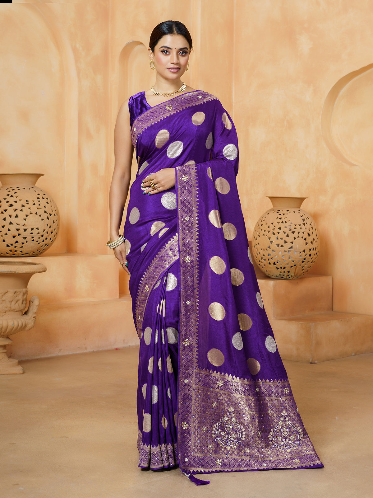 Purple statement medallion dola silk saree for women