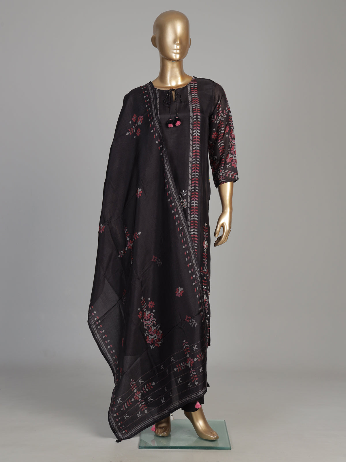 Black chevron vine women kurta set