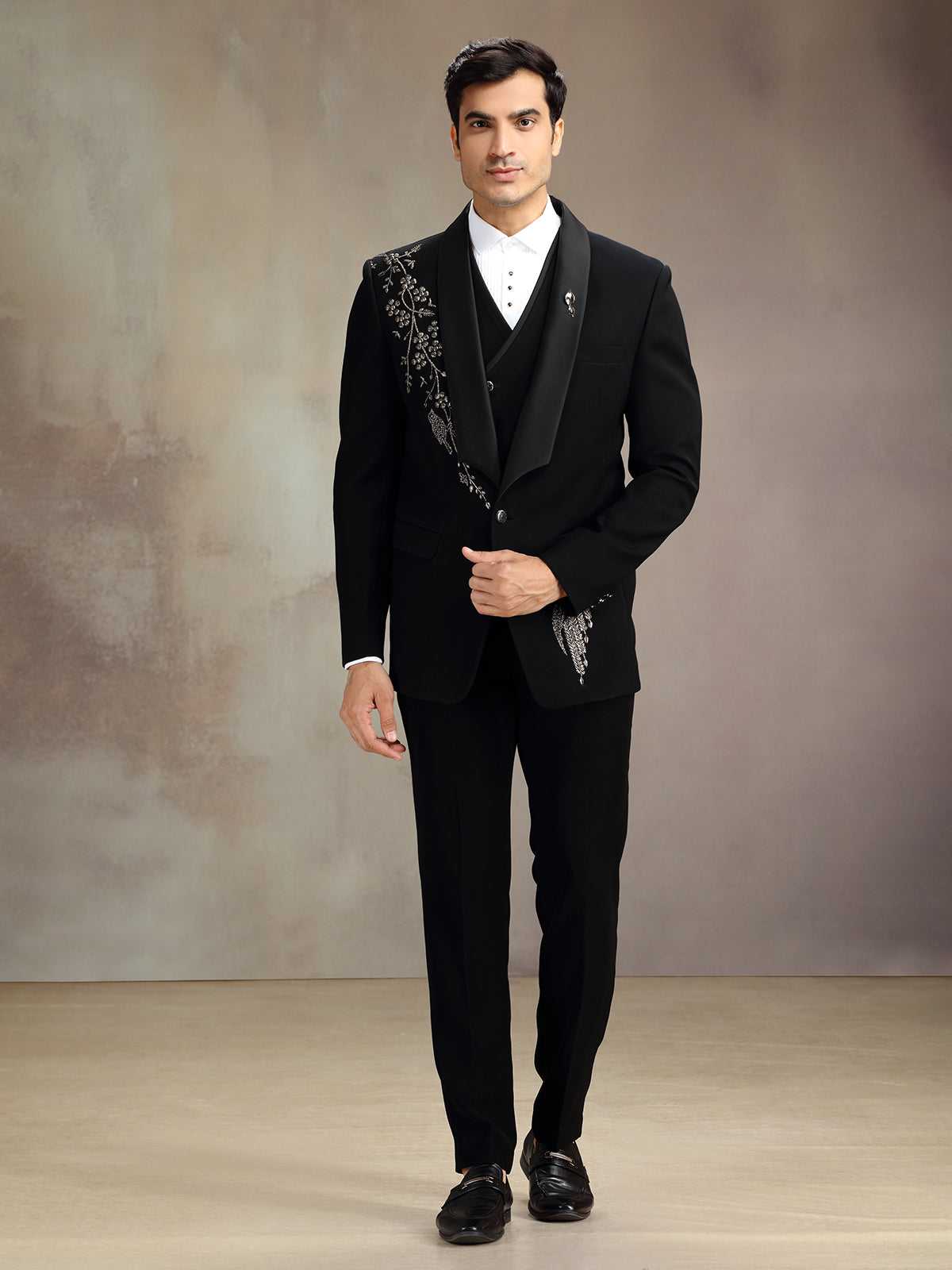Black sequins crafted coat suit