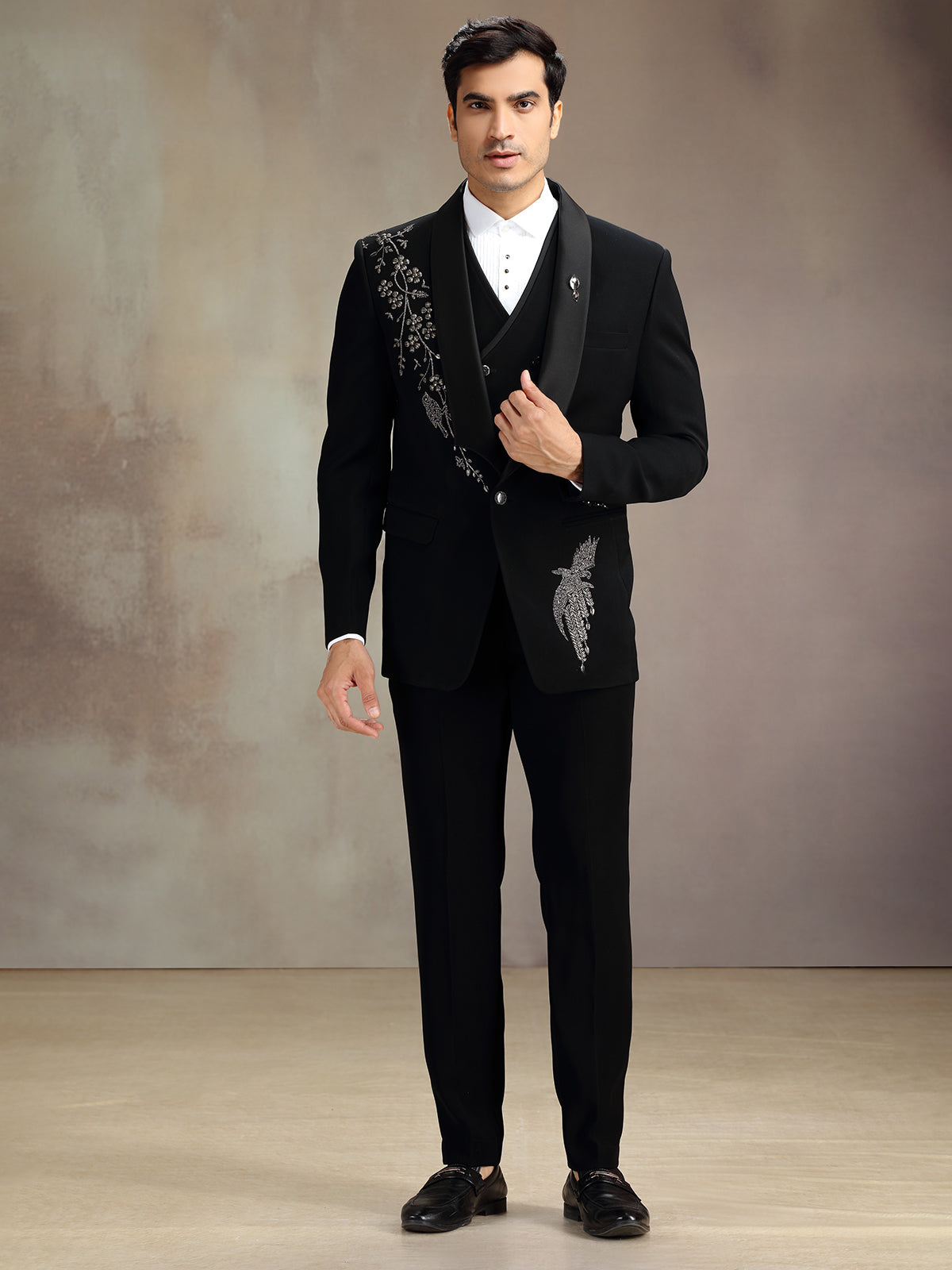Black sequins crafted coat suit