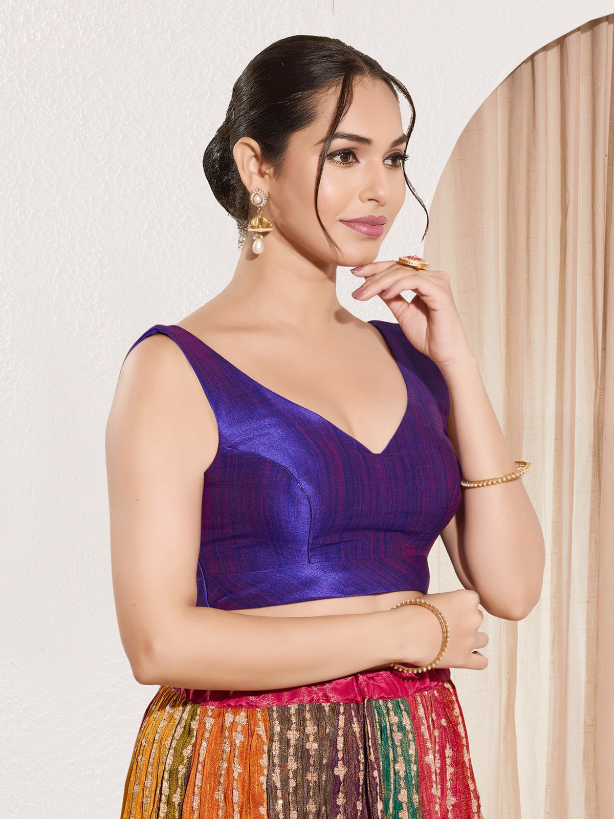Blue mulburry silk u neck sleeveless blouse