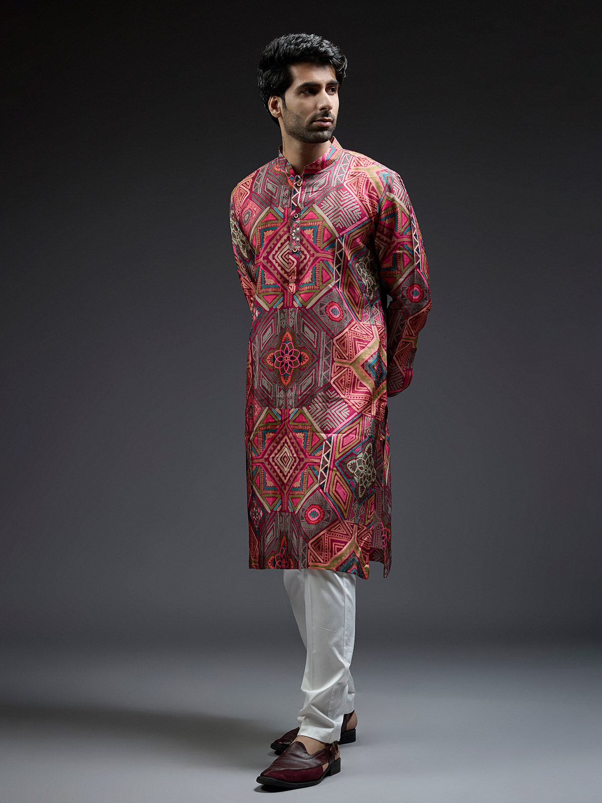 Elegant pink geometrical printed kurta suit in silk