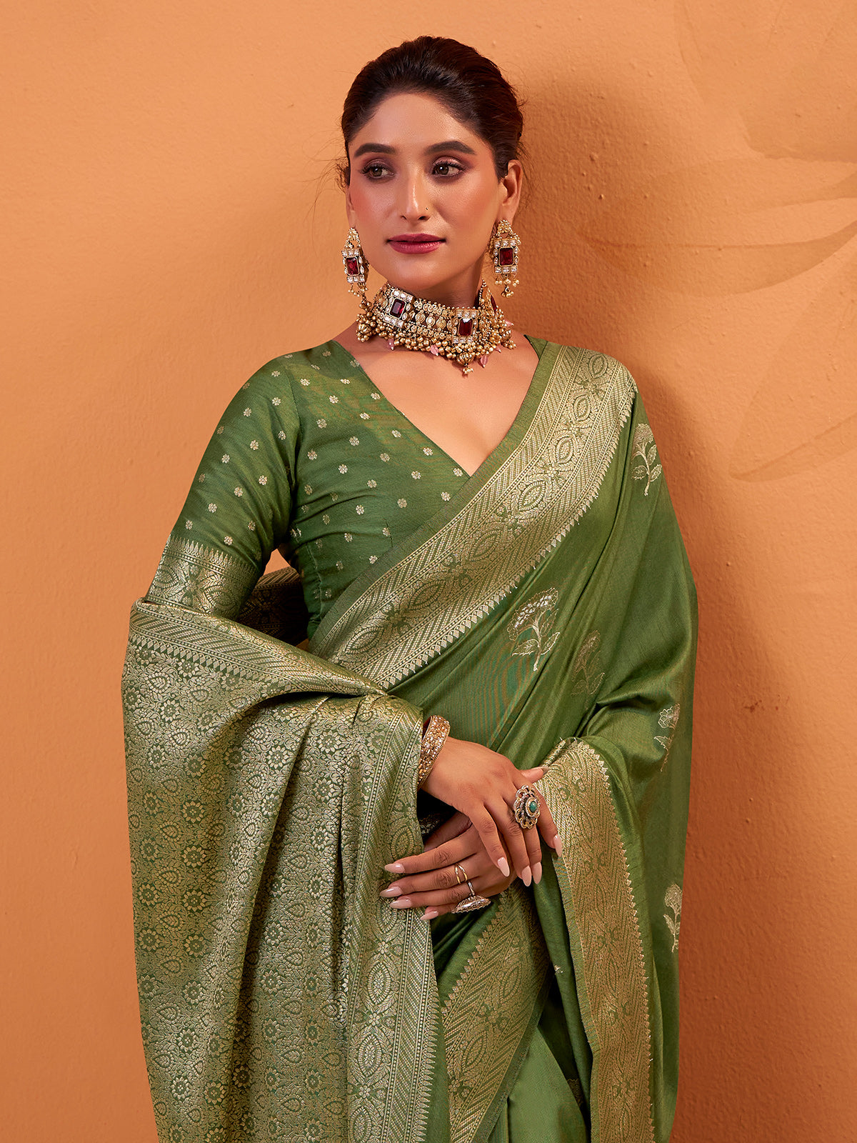 Green tusser silk saree with intricate zari weaving