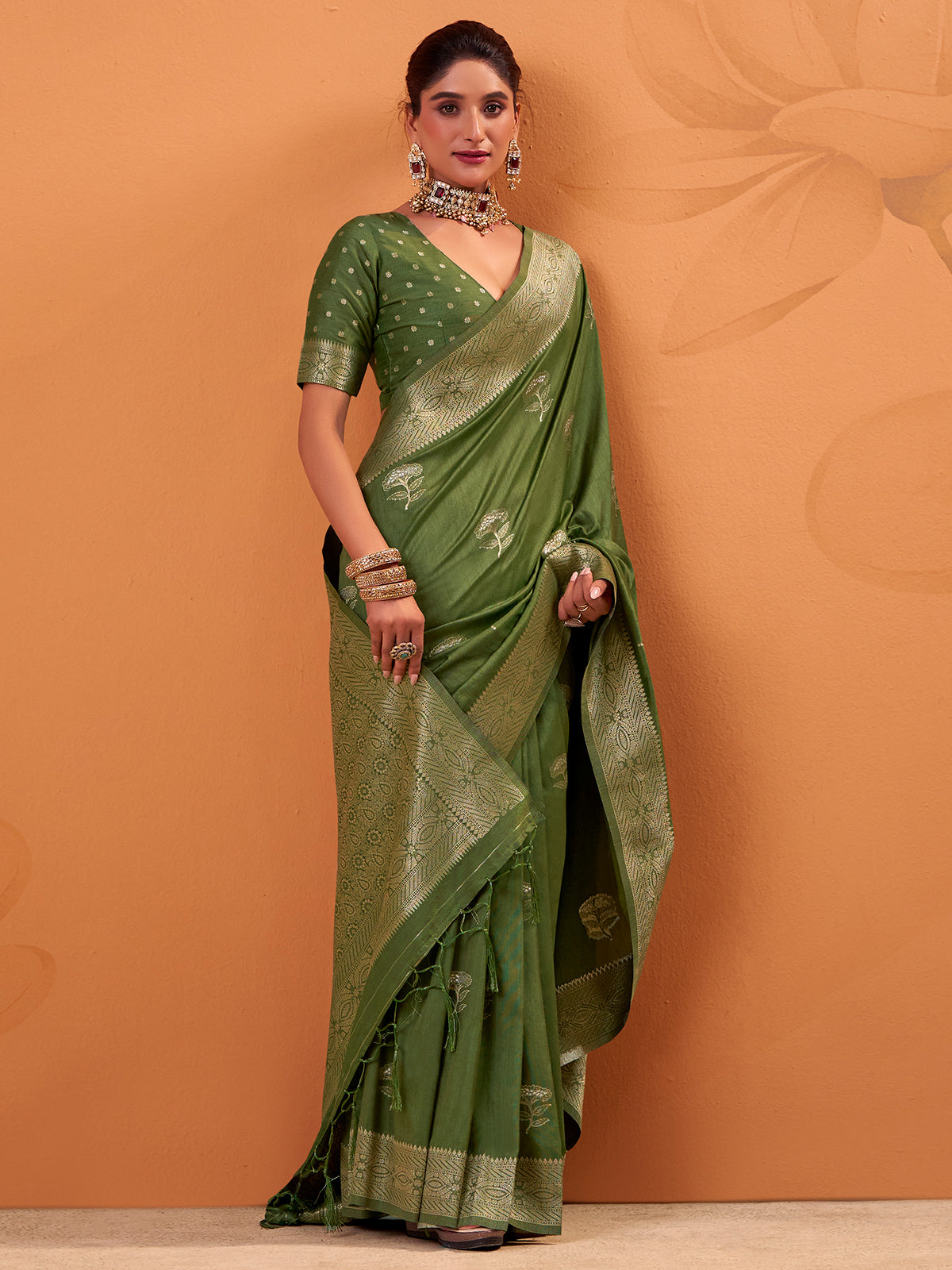 Green tusser silk saree with intricate zari weaving