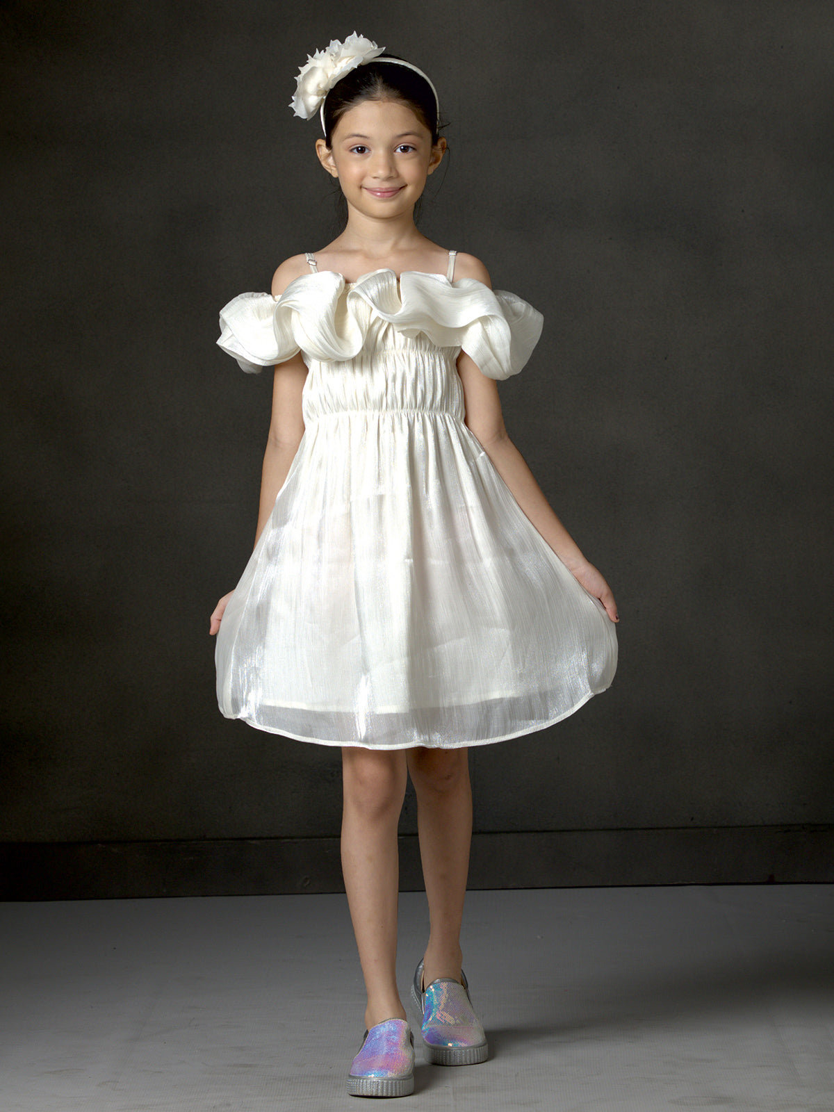 LEO N BABES white fron in organza