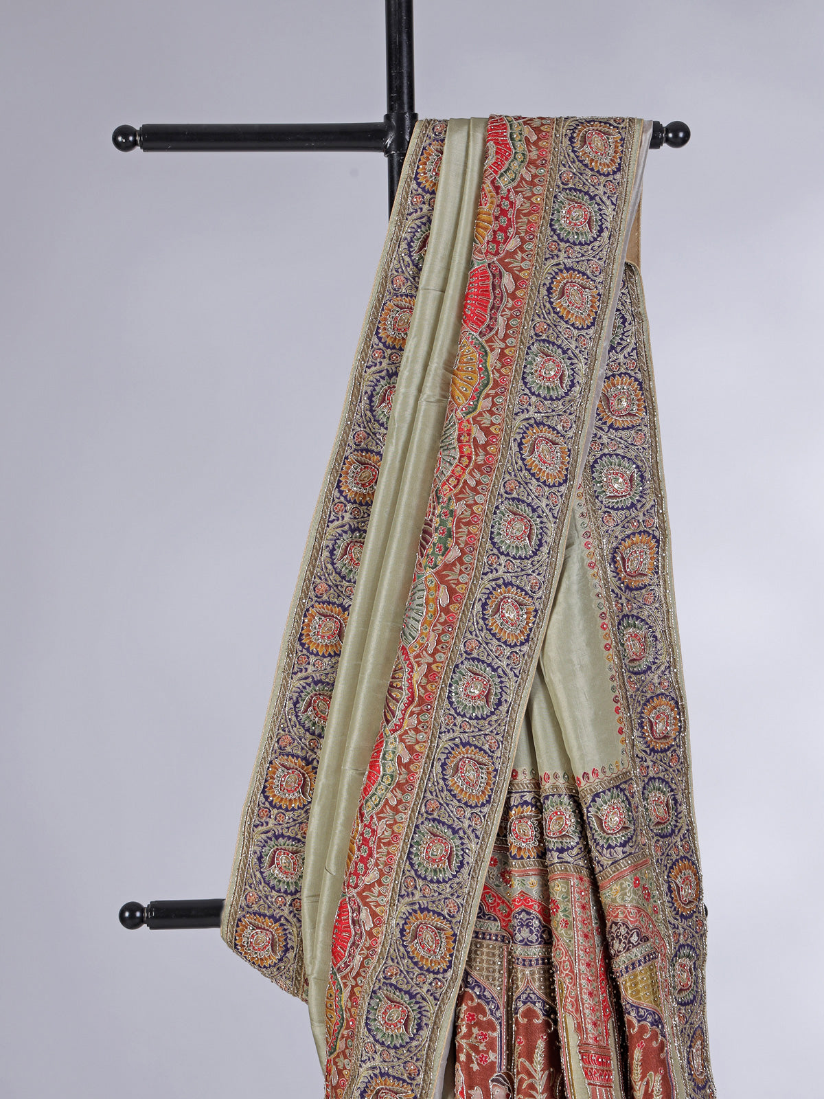 Light green dola silk shaded contrast border saree
