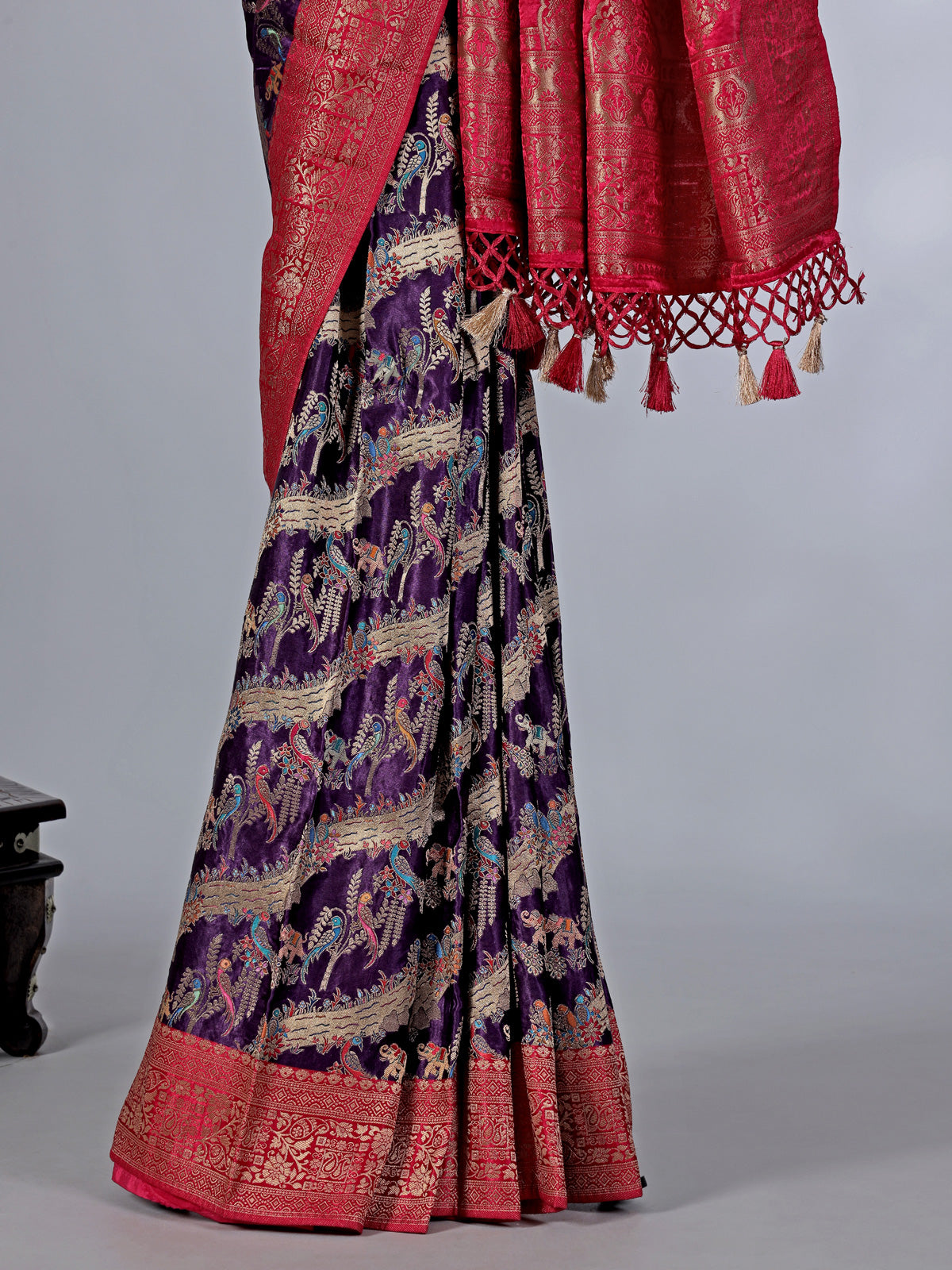 Purple dola silk saree with contrast border