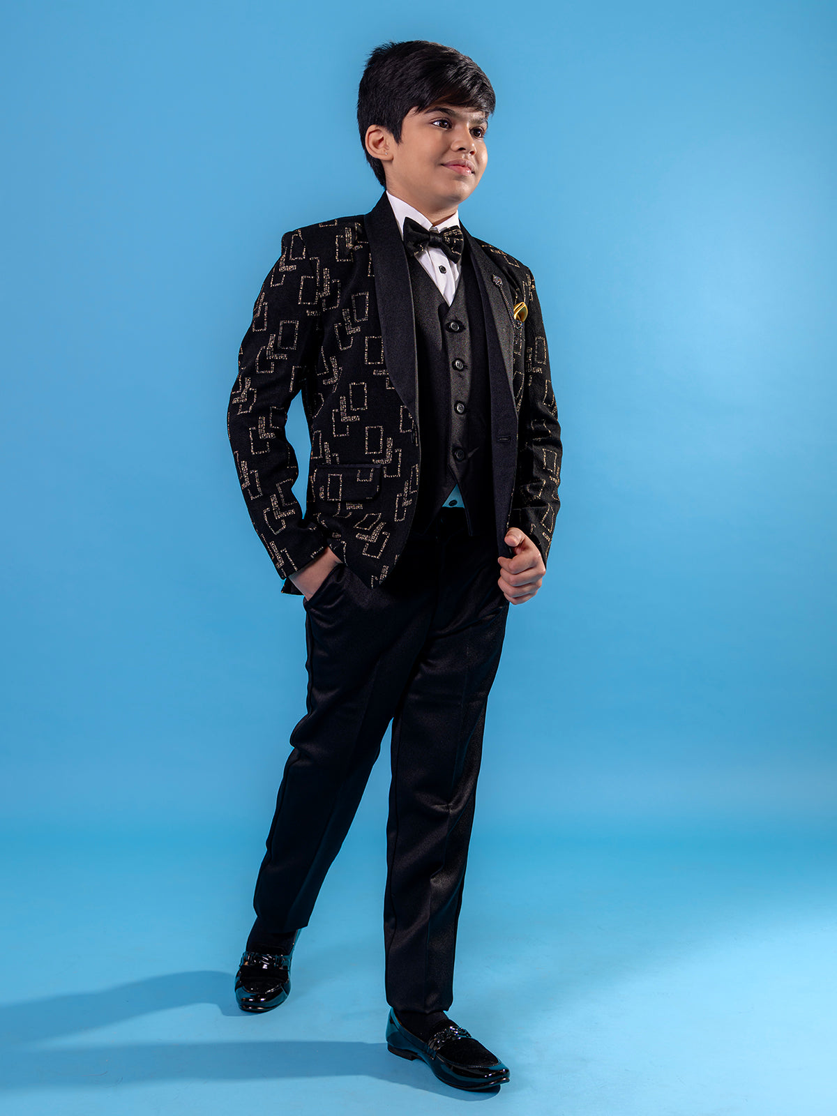 Trendy black printed suit for wedding events