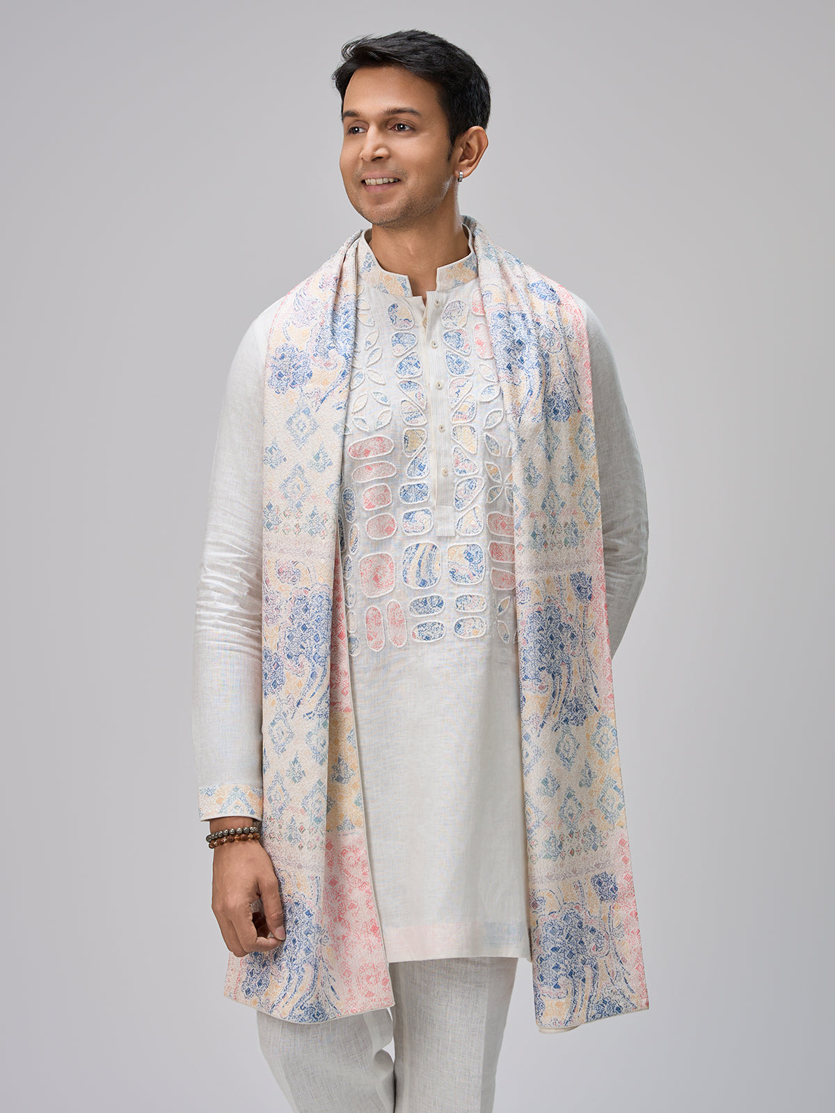 White dupatta style kurta suit men
