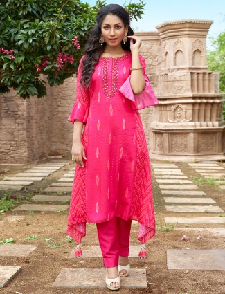 Magenta fabulous cotton festive wear kurti for women
