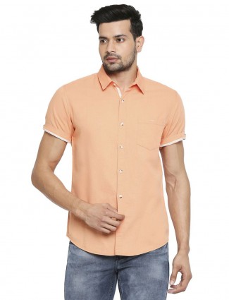 Mufti solid peach shirt for mens