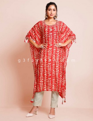 Red printed cotton kurti for casual look