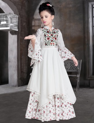 White shade wedding wear floor-length anarkali style suit in cotton