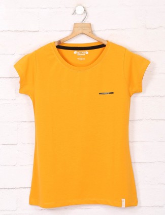 Yellow round neckline cotton casual t-shirts