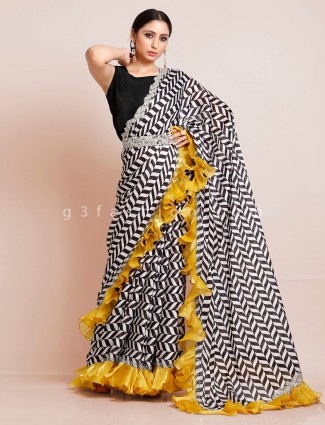 Zigzag patern black and white georgette saree with readymade blouse