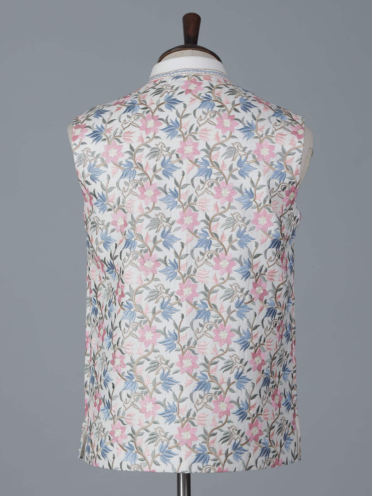 White cotton waistcoat with embroidered finish
