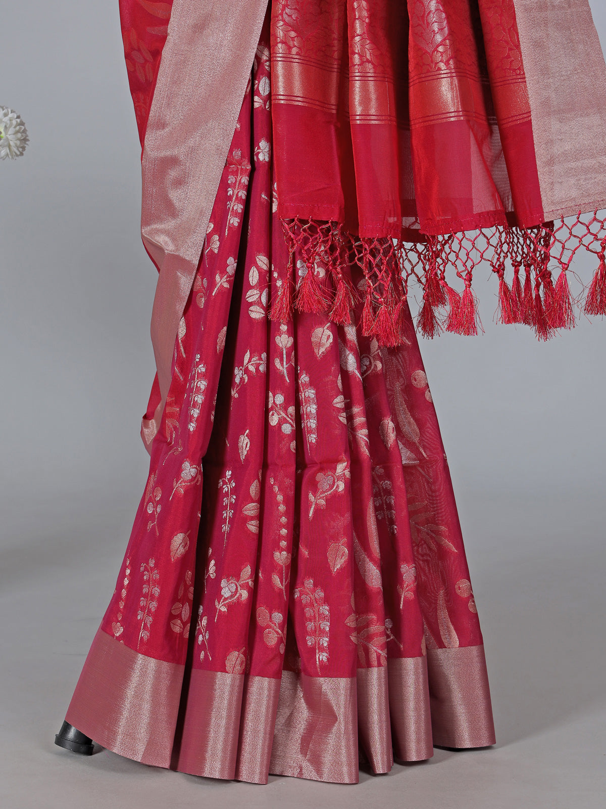 Red art silk zari contrast border festive saree