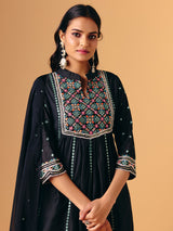 Black cotton silk quarter sleeve pant style suit