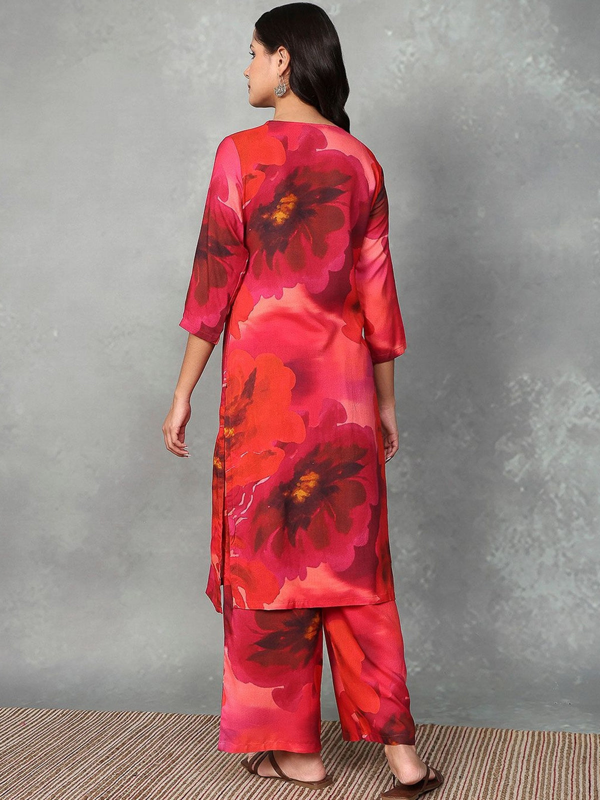 Red floral printed crepe silk kurti set