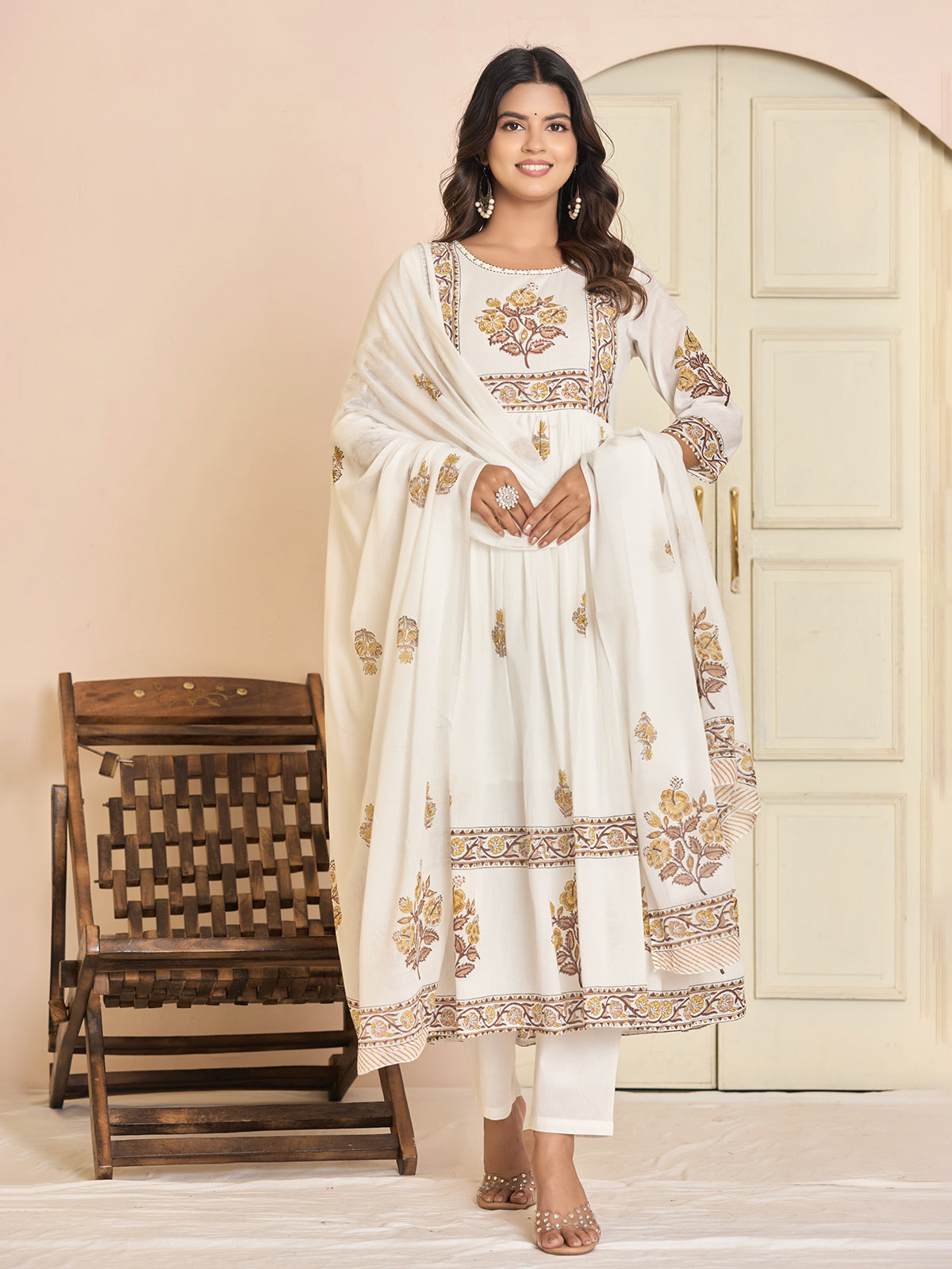 White cotton printed kurti set for classy casual look