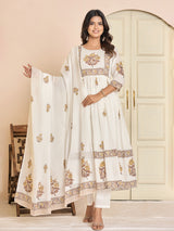 White cotton printed kurti set for classy casual look