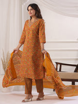 Mustard yellow cotton printed kurti set with V neckline