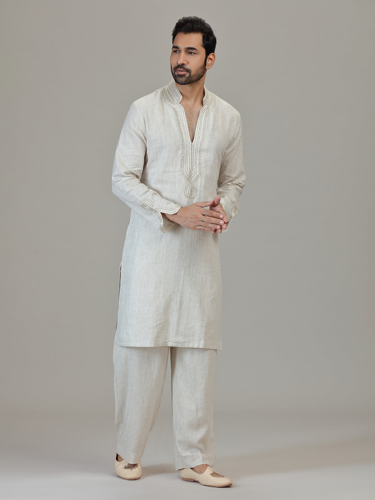 White cutdana detailed mandarin elegance outfit