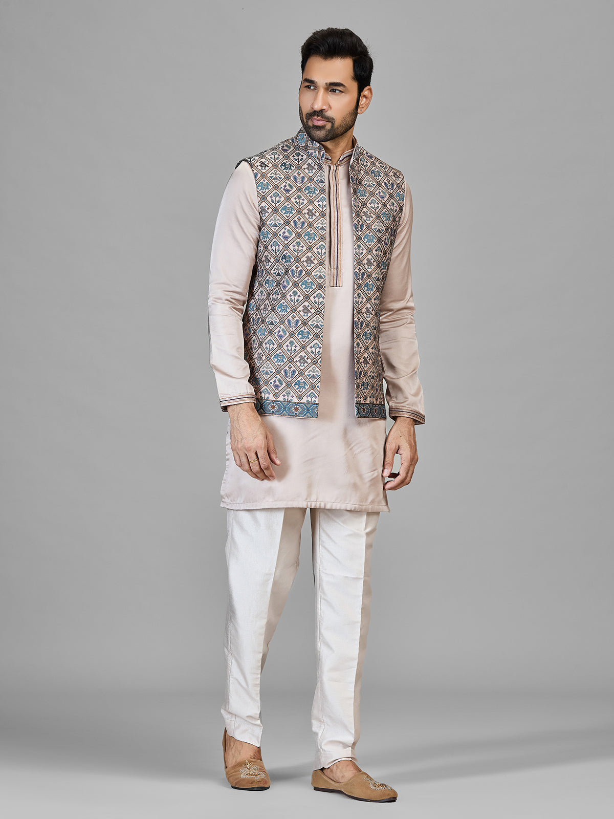 Beige silk waistcoat set with thread detailing for mens