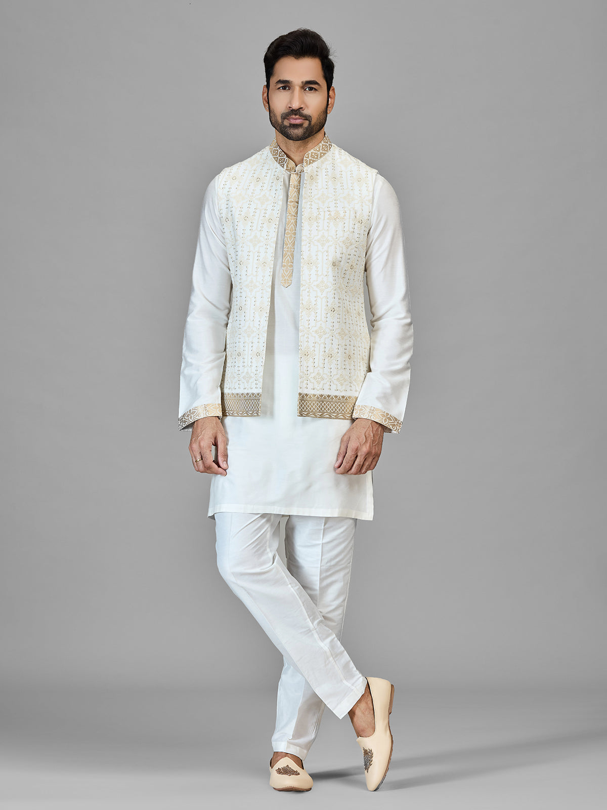 Off white slk waistcoat set with resham and sequins