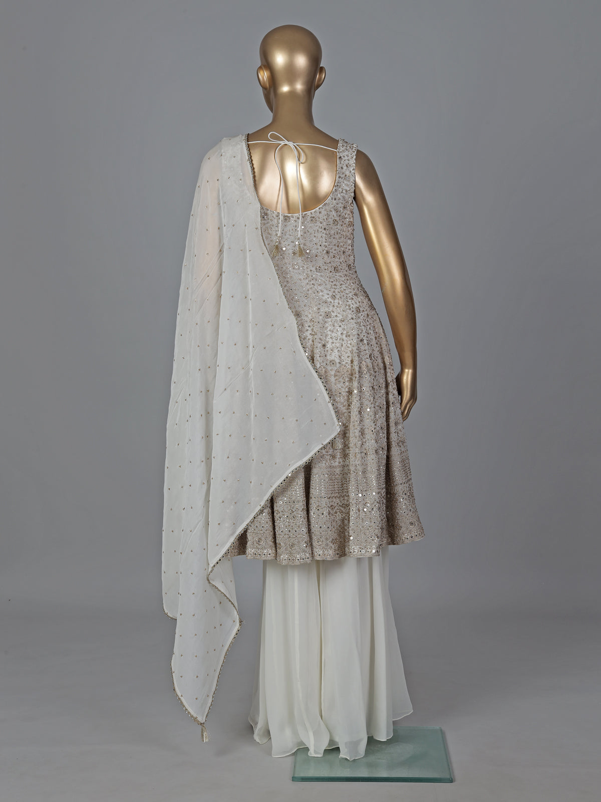 White georgette pakistani style salwar suit with palazzo