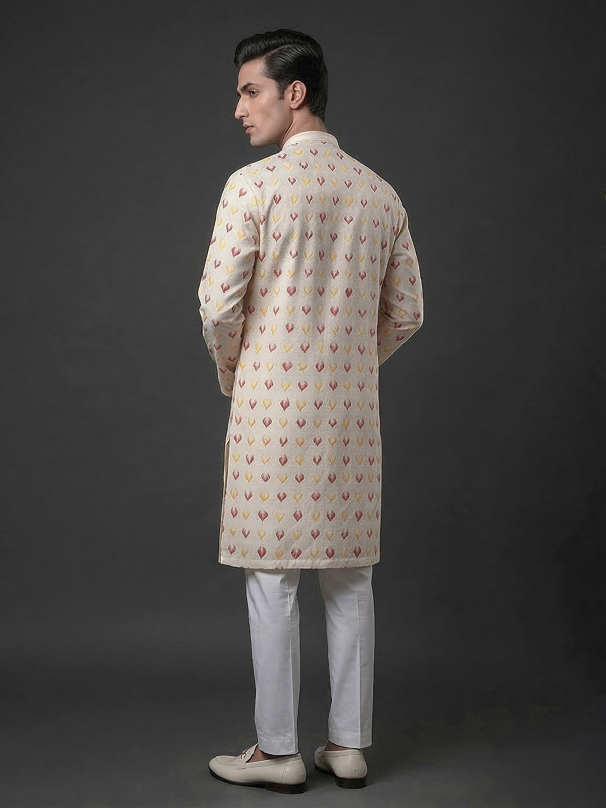 Textured cream silk kurta suit with classic zari weaving