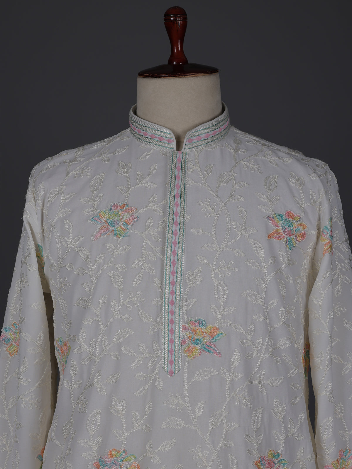 White georgette thread embroidered festive kurta suit