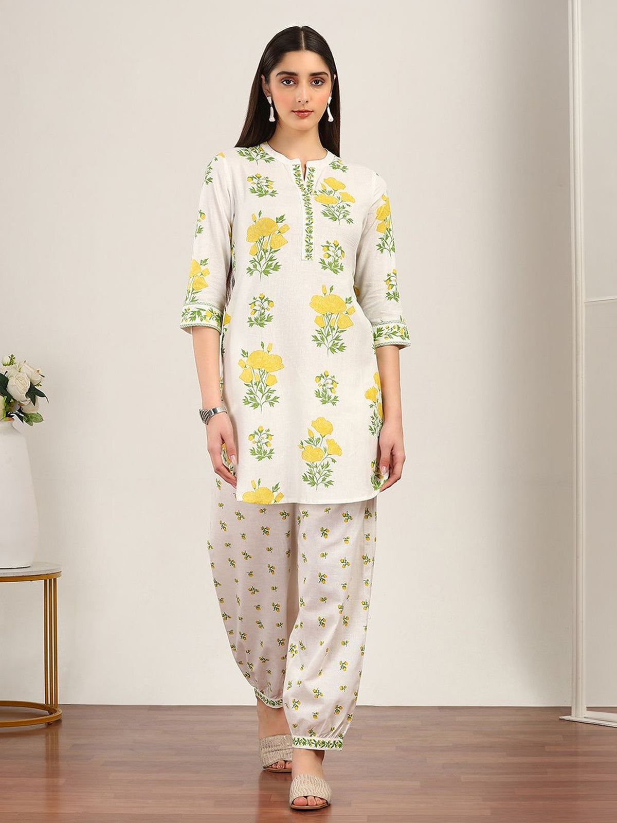 Off white cotton floral printed kurti set with collar