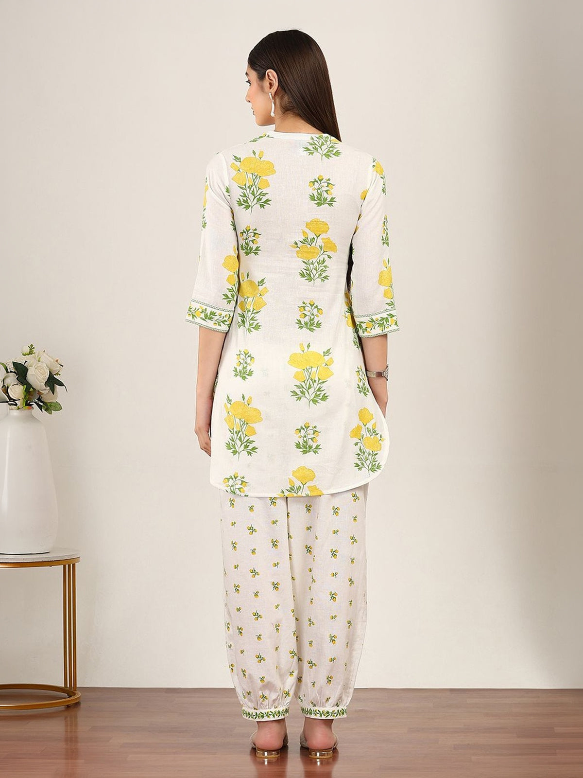 Off white cotton floral printed kurti set with collar