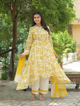White cotton kurti set with pink floral print