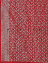 Off white banarasi silk saree with delicate zari detailing
