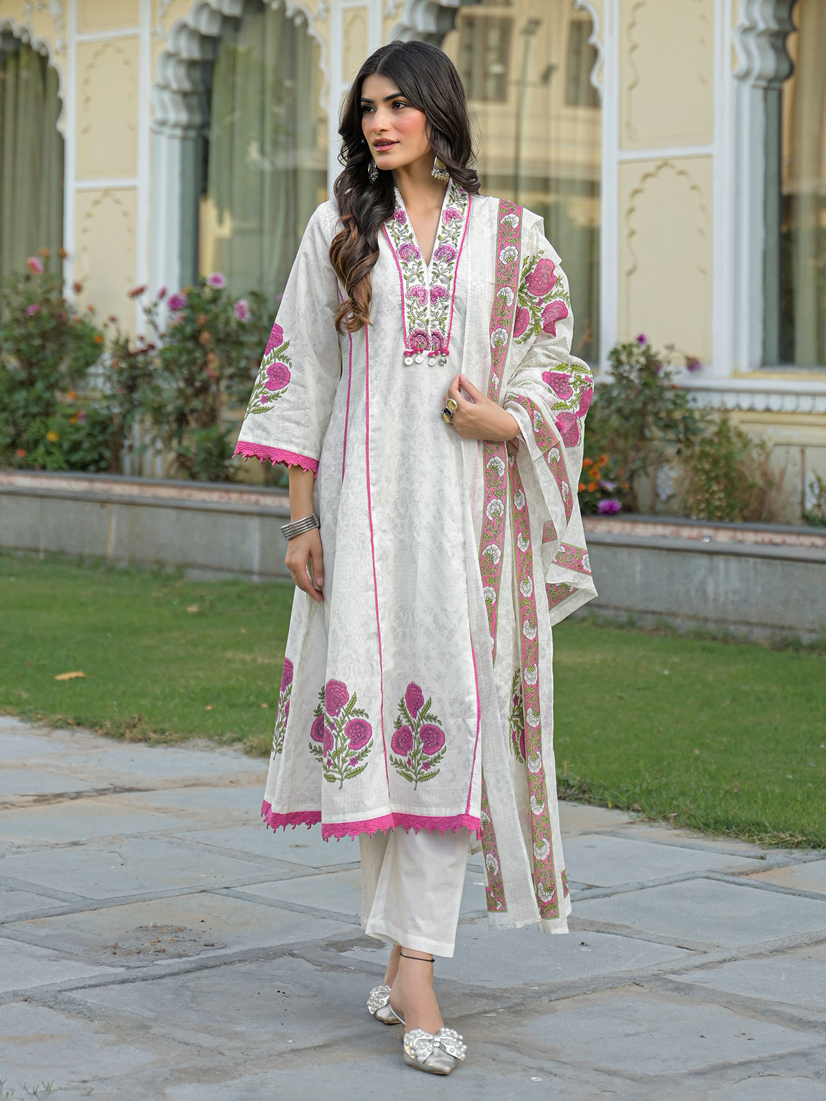 White cotton kurti set with pink prints