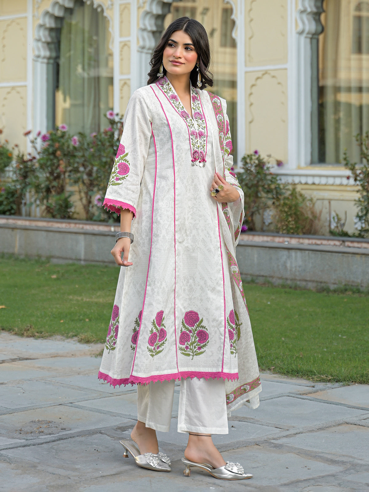 White cotton kurti set with pink prints
