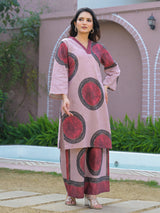 Onion pink printed kurti set with V neckline