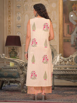 Off white sleeveless cotton kurti set with dupatta