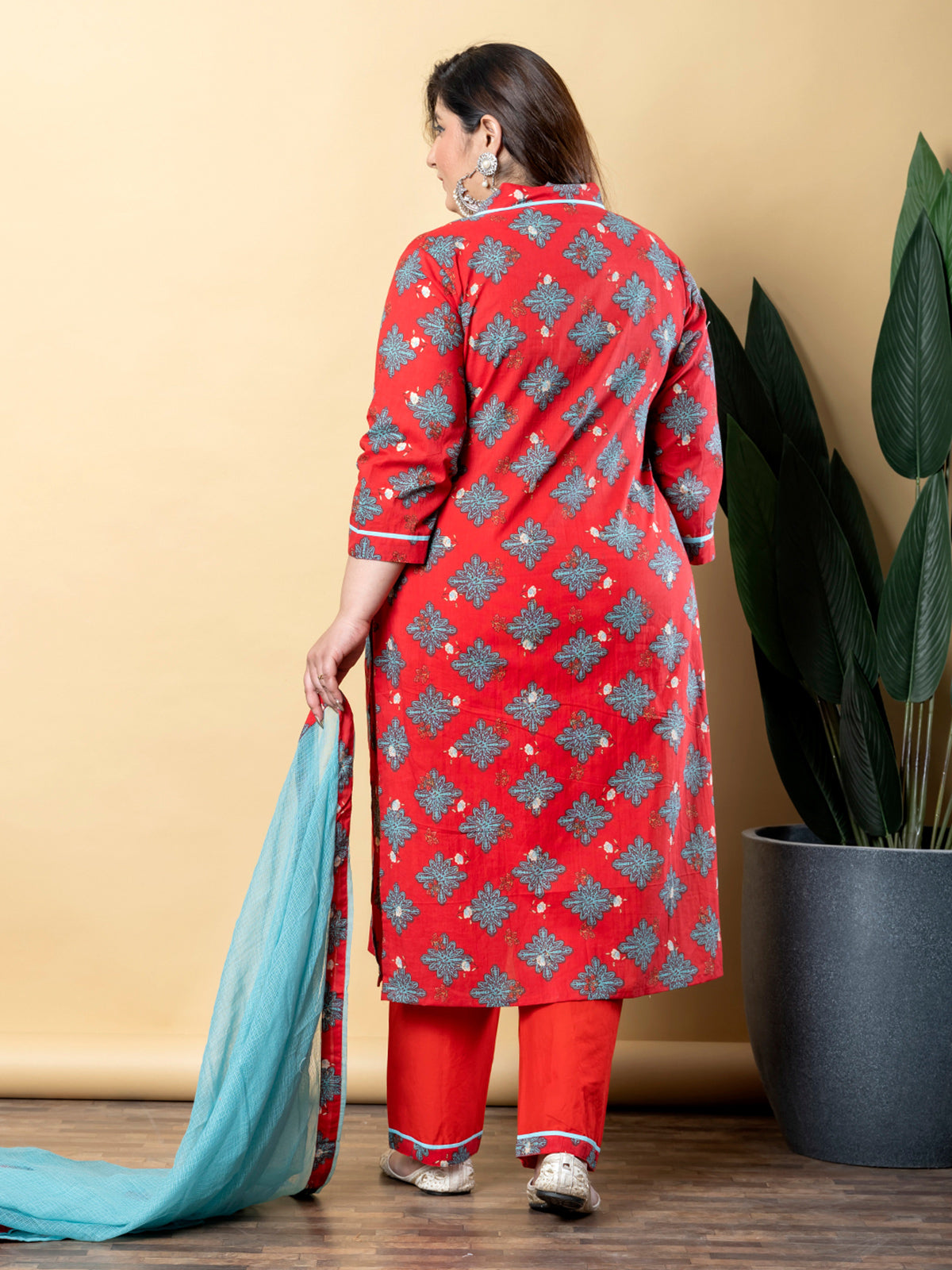 Red cotton printed kurti set for casuals