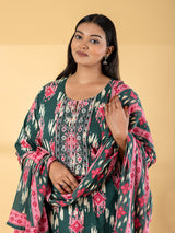 Green cotton printed kurti set for casual wear