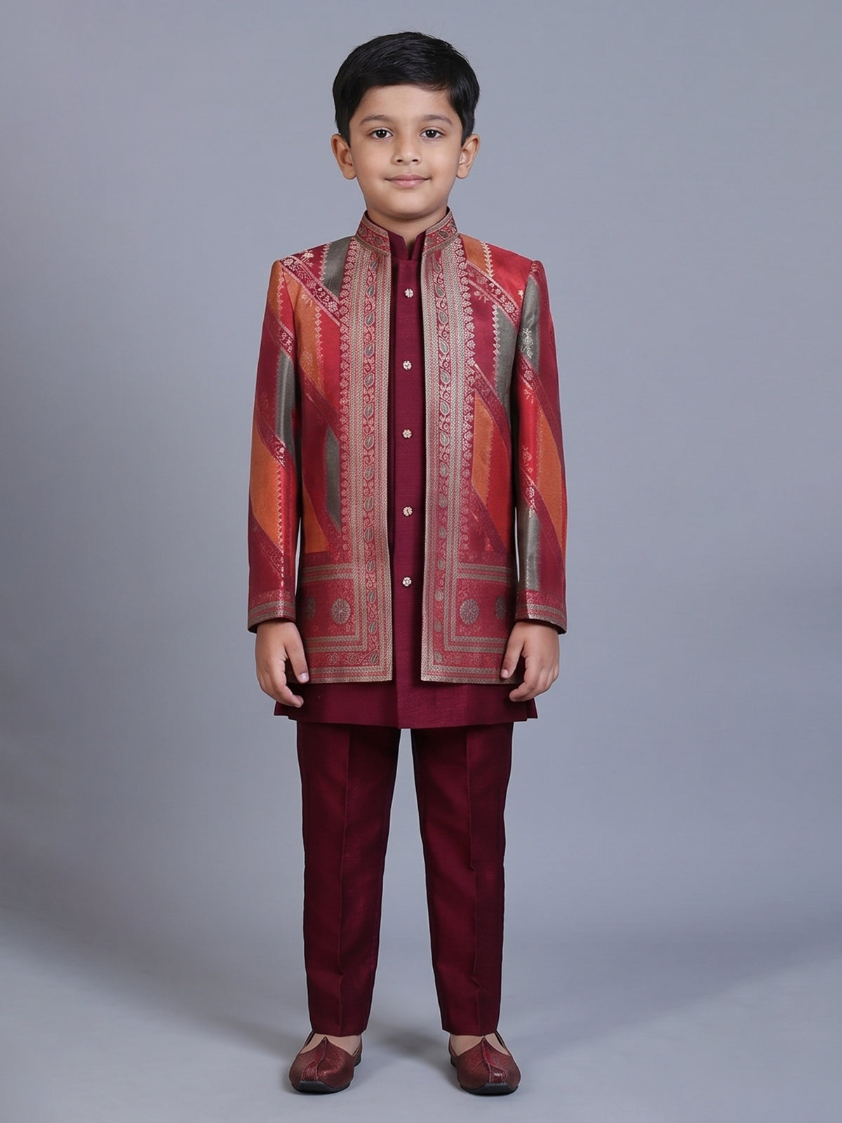 Maroon silk blend indowestern suit with zari detailing