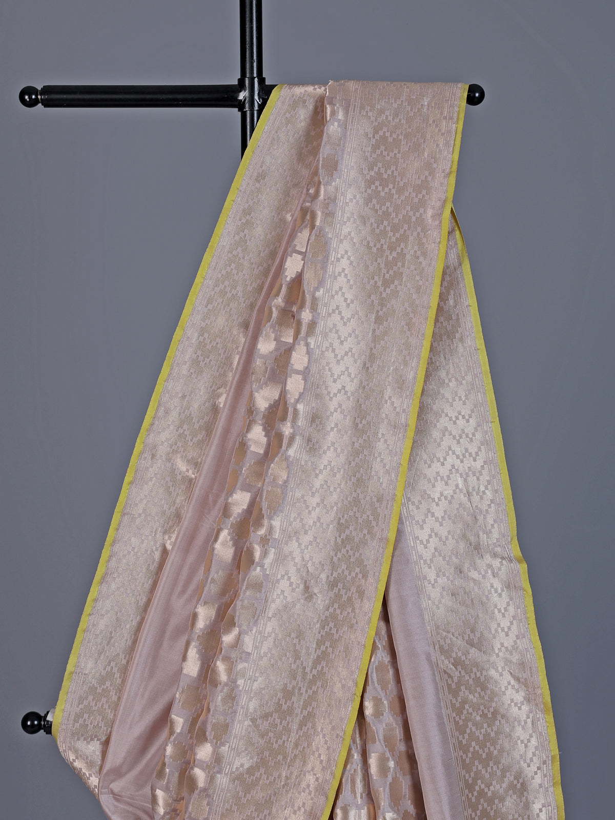 Elegant pink pure banarasi silk saree with refined festive zari accents